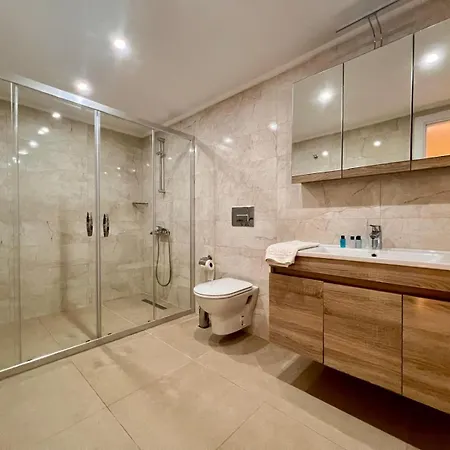 Signature Villa